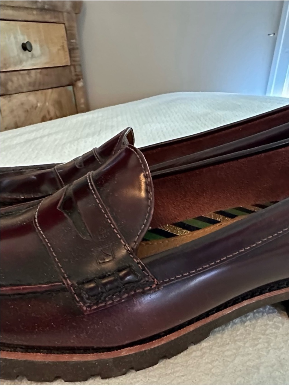 Sperry Windsor Cordovan Leather in NEW  condition Women's US 10 Penny Loafers - Picture 4 of 7